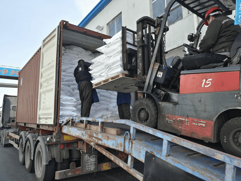 Container loading check during cargo loading in China